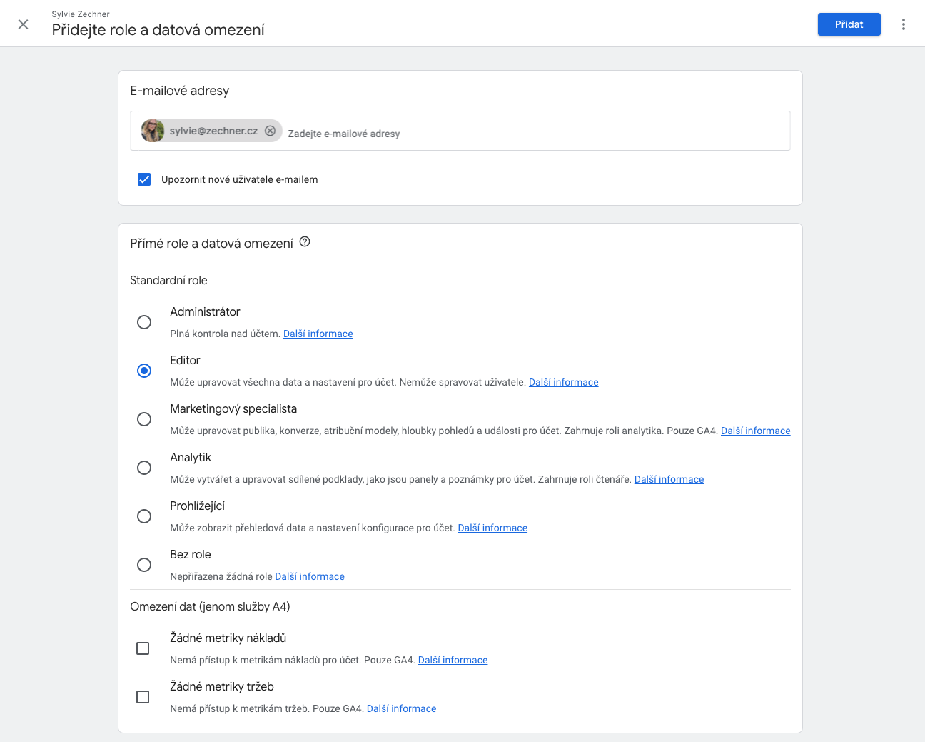 Formulář pro zadání e-mailu a role v GA4